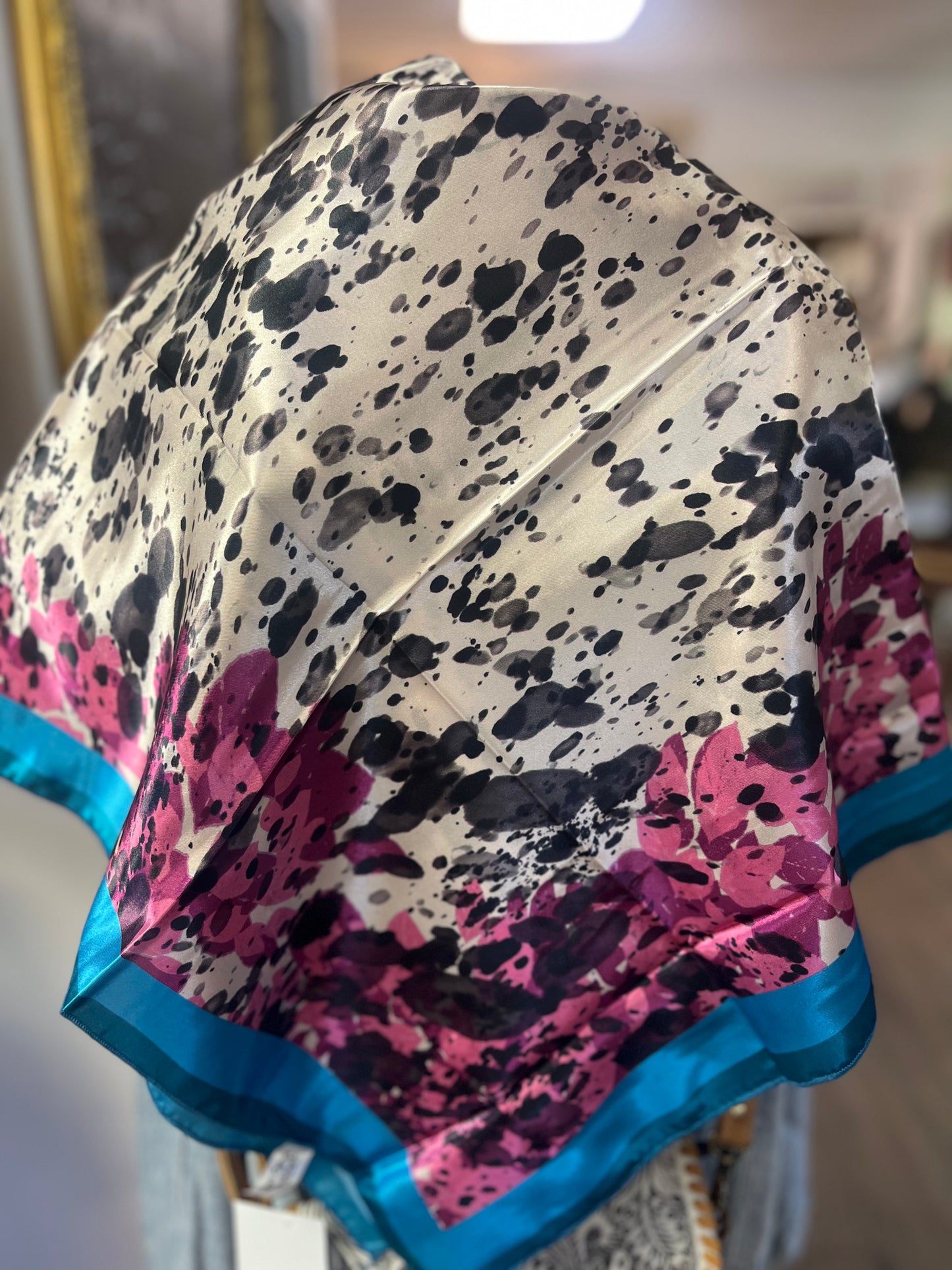 The Dolly Wild Rag
