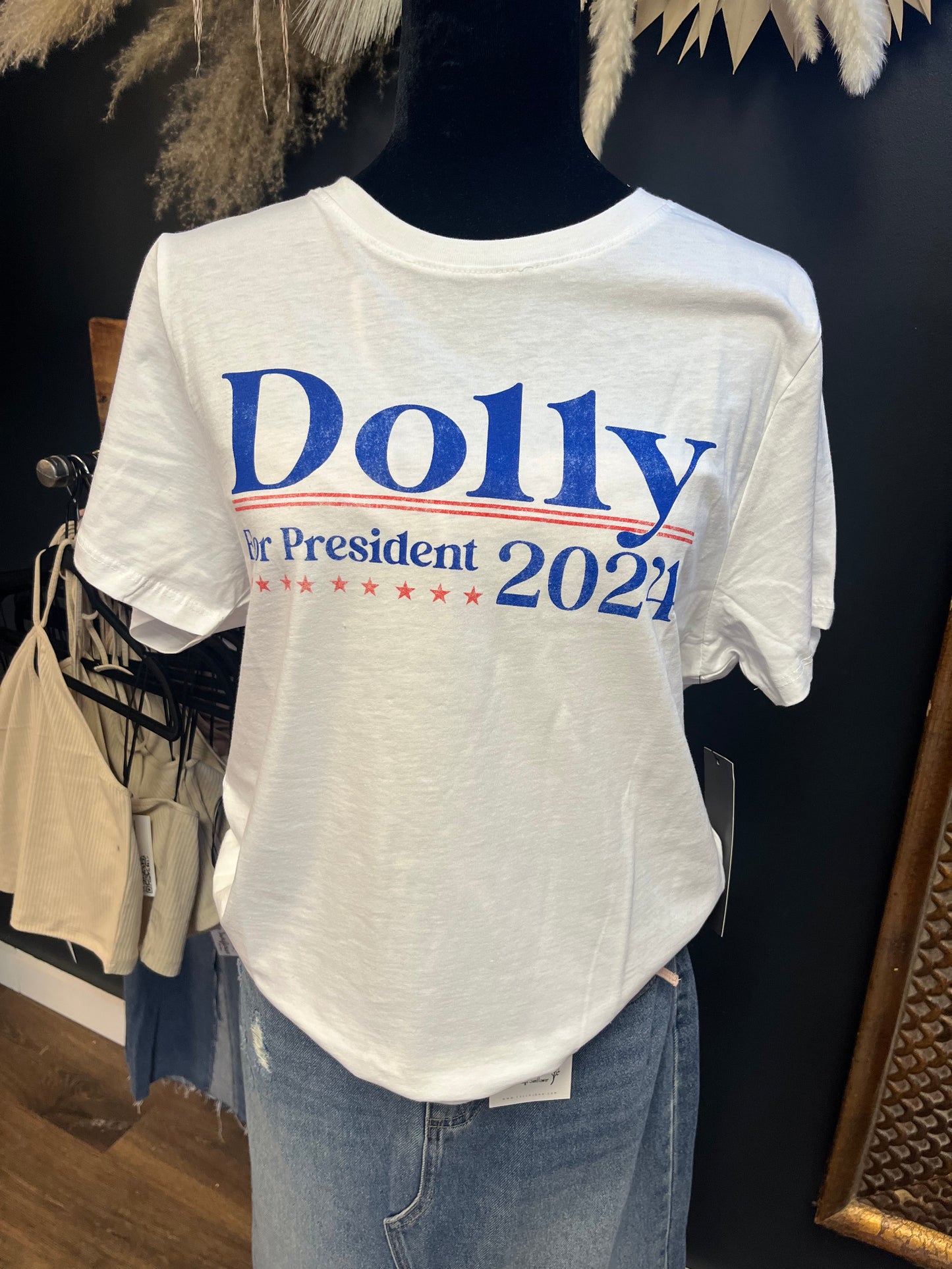 Dolly for President Graphic Tee