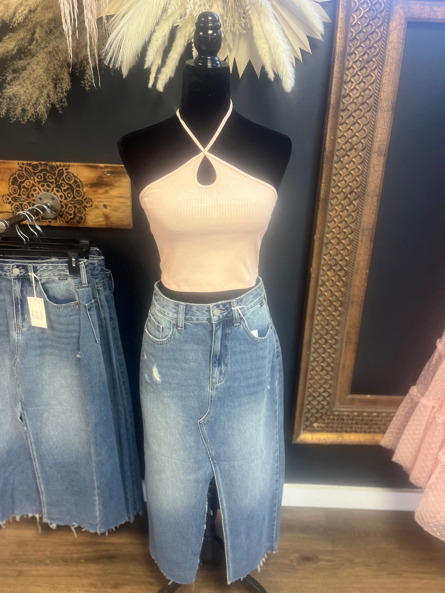 Keyhole Crop Top *2 Colors*